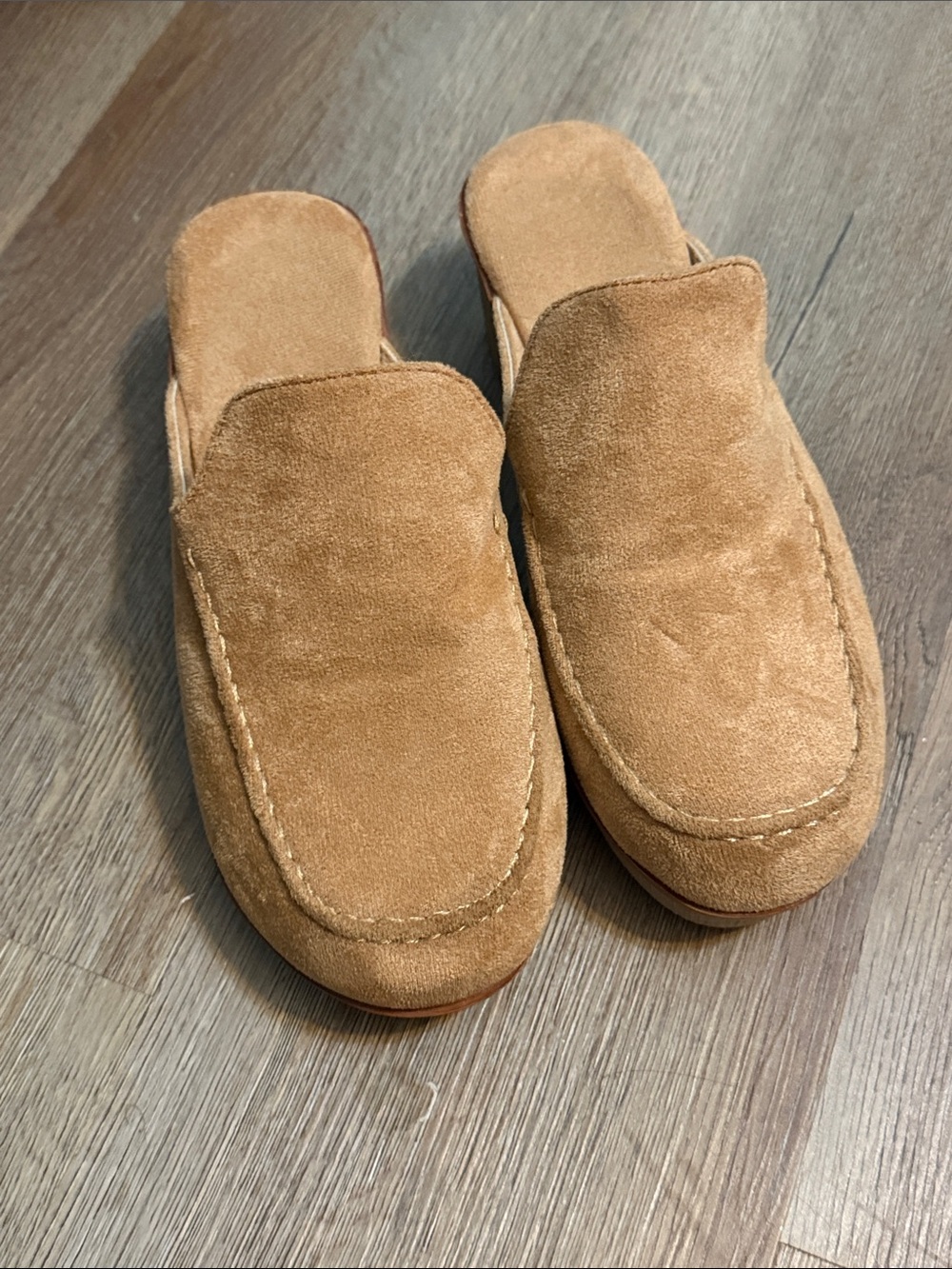 Source Unknown Women's Suede Slip-On Loafers in Light Brown